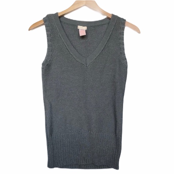 Tulle Sweater Vest - Picture 1 of 14